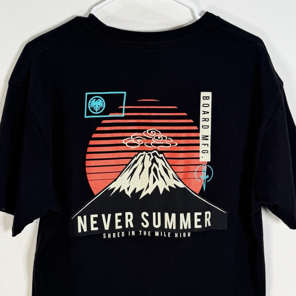 Never Summer T-shirt Men's Sz Large Black Short Sleeve Shred Snowboarding Tee